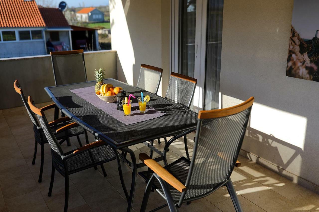 Holiday House Mia Murvica  Екстер'єр фото