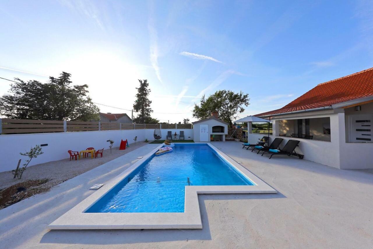Holiday House Mia Murvica  Екстер'єр фото
